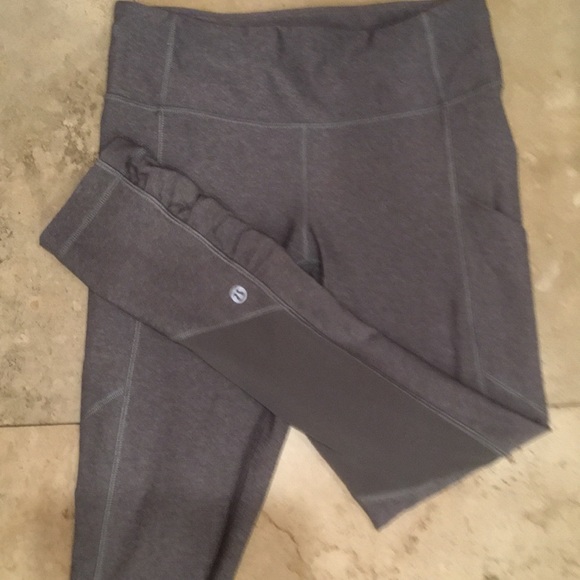 Lululemon Speed Crop - Picture 6 of 10